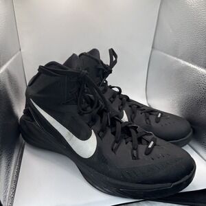 NIKE HYPERDUNK ALL BLACK  2014 SIZE 10 BASKETBALL